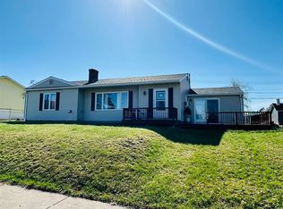 609 N Main St, Lanse, MI 49946
