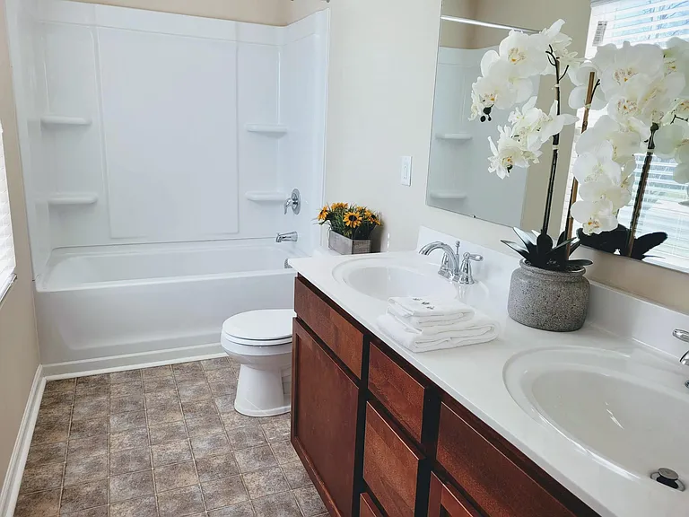 5906 Boxelder Cv — Photo 18
