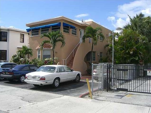 1st image of 3012 Seville St APT 6