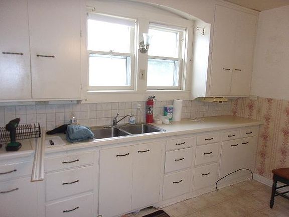 3rd image of 4208 10th St