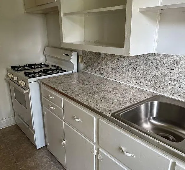 3510 Willis Ave #4 — Photo 3