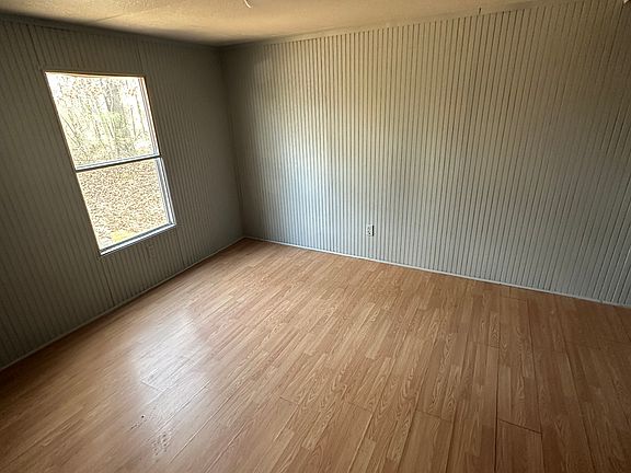 3rd image of 130 Texas Rd #130