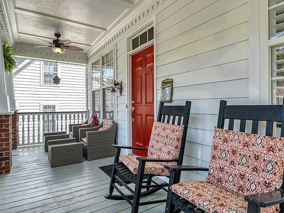 3rd image of 109 White Pine Way