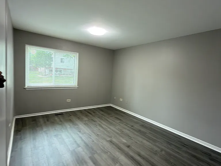 110 Manchester Ct #110 — Photo 6