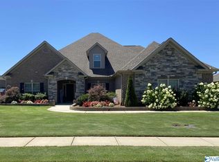 121 Shalerock Dr, Madison, AL 35756