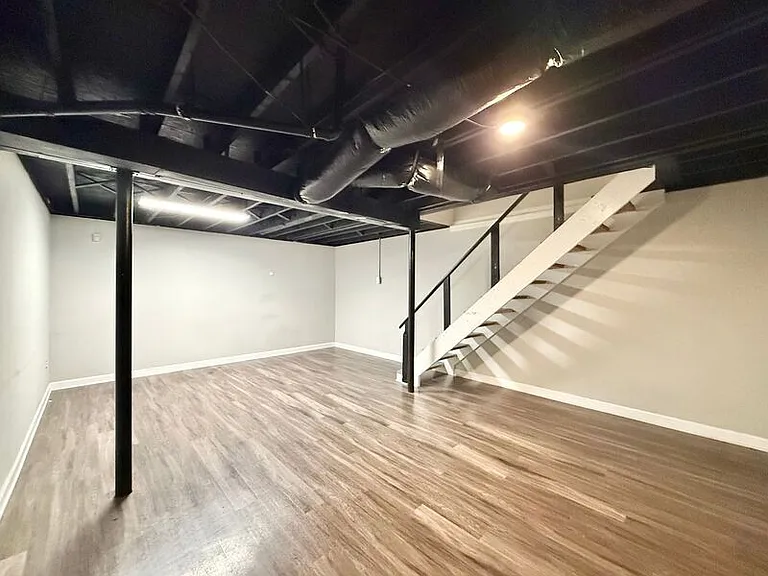 2809 Newark Dr — Photo 21