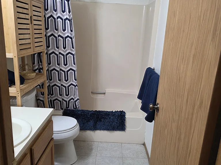 929 N 98th St #24 — Photo 14