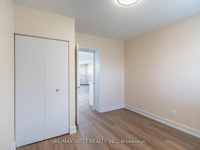 7 Highland Hl — Photo 10