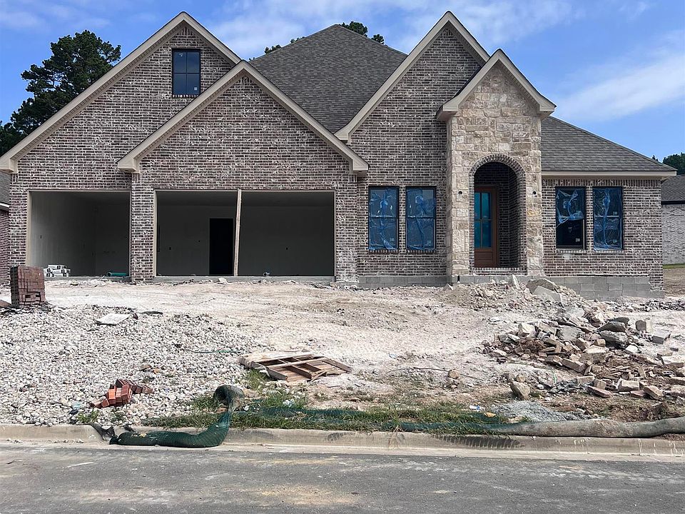 1st image of 229 Gardens Gate