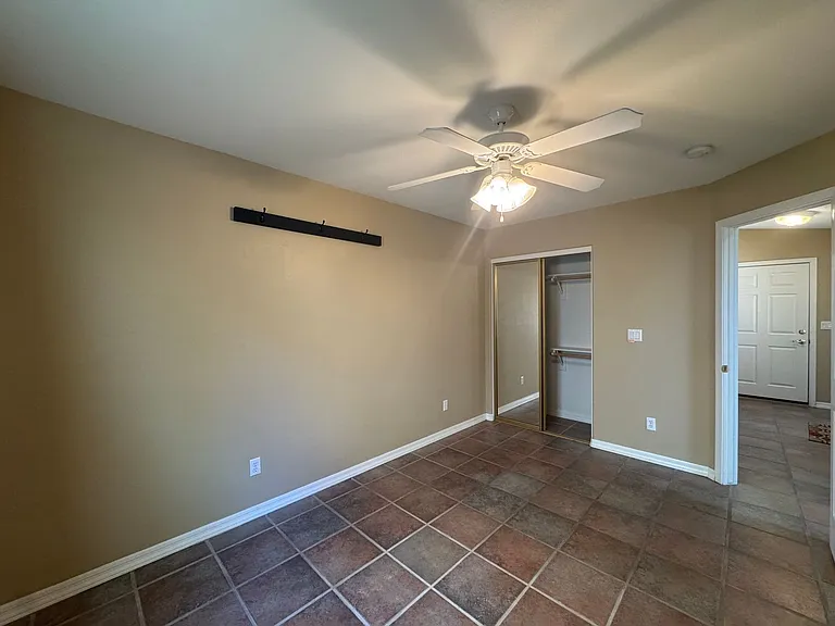 2037 E Desert Palms Dr — Photo 29
