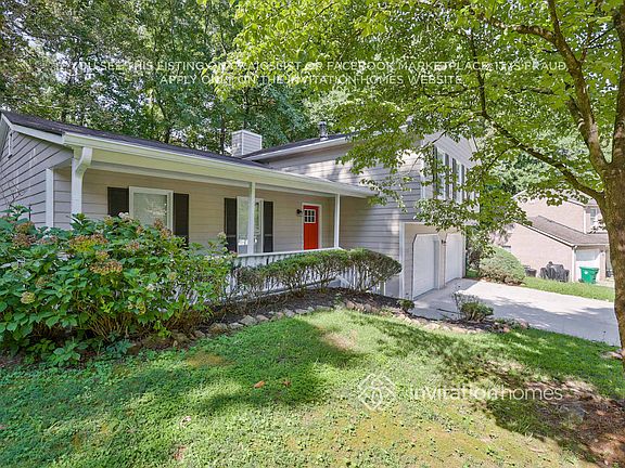 3rd image of 690 Greenhedge Dr