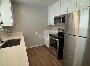 665 Kirkland Dr #10, Sunnyvale, CA 94087