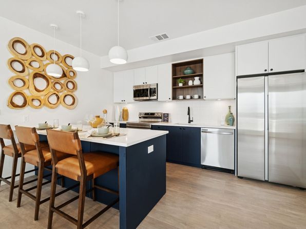 901 Hangar Dr #LY-403