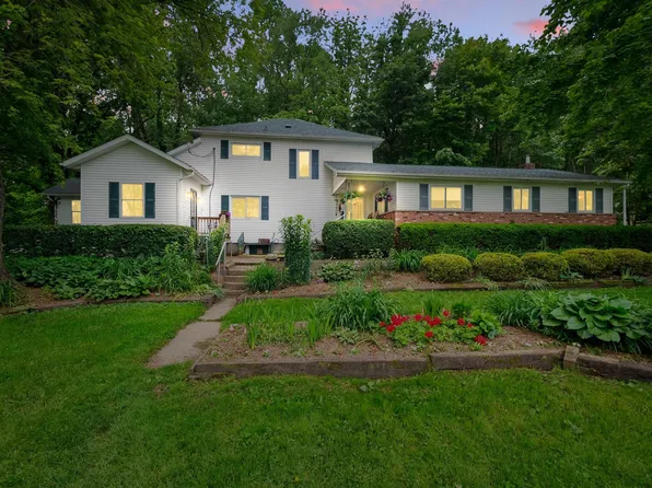 7955 Horn Rd, Gambier, OH 43022