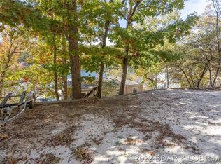 19 Fleming Rd, Eldon, MO 65026