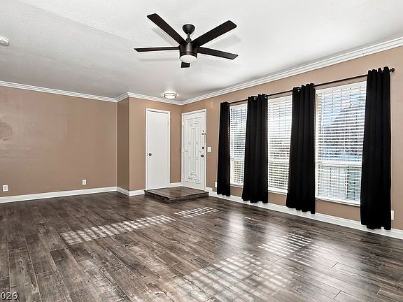 2nd image of 3768 Pilgrim St