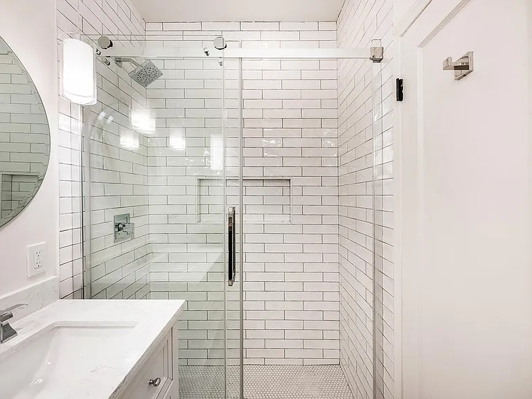 540 Obispo Ave — Photo 11