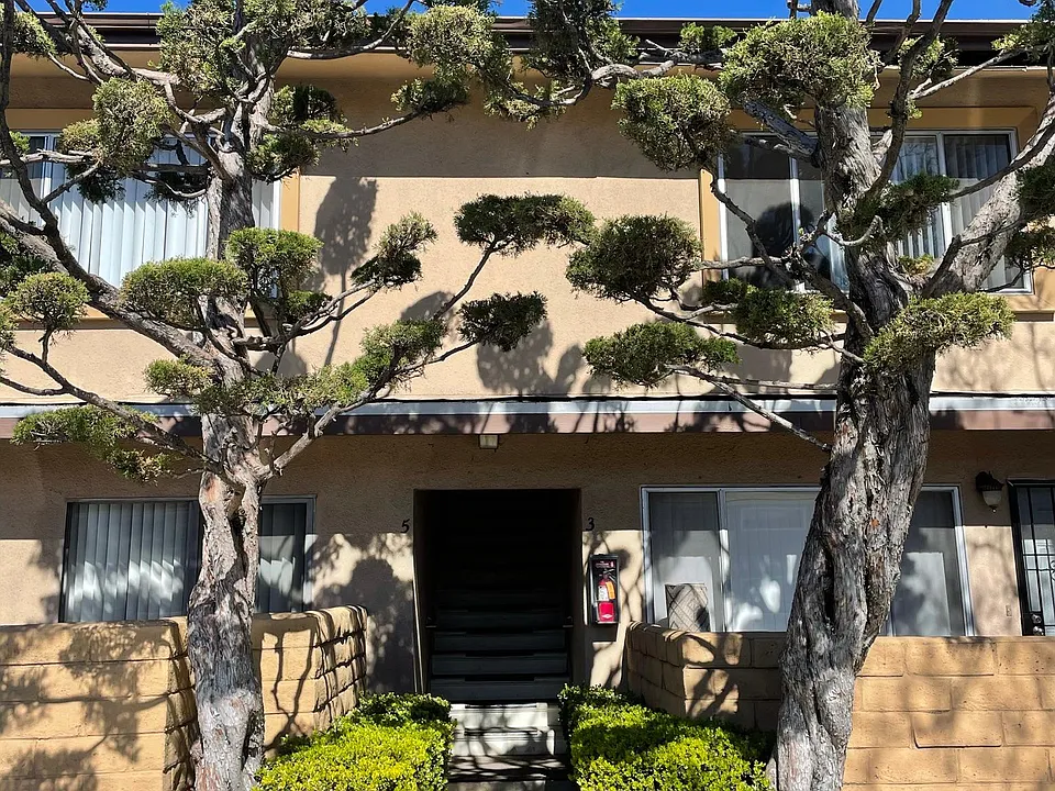 721 Cordova St #9