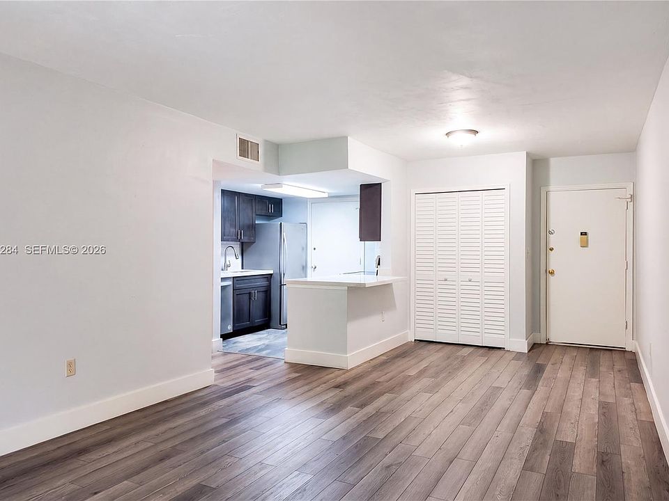 1st image of 15888 SW 95th Ave APT 209