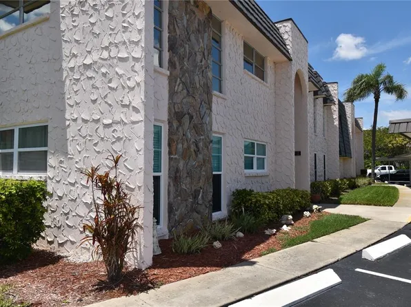 122 Fernwood Cir #122, Seminole, FL 33777