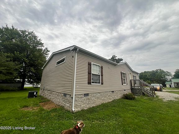 3rd image of 407 N Patterson St