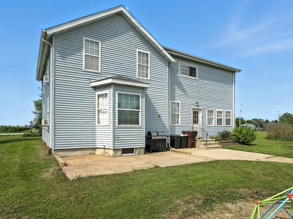 11766 E 12000n Rd, Beecher, IL 60401