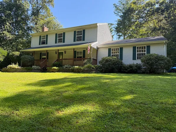 294 Brook Rd, Scotland, CT 06247