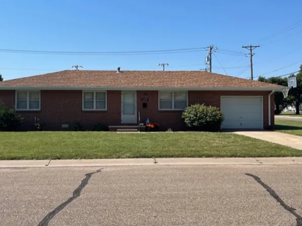 2209 25th St, Great Bend, KS 67530