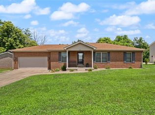 952 Cedar St, Corydon, IN 47112