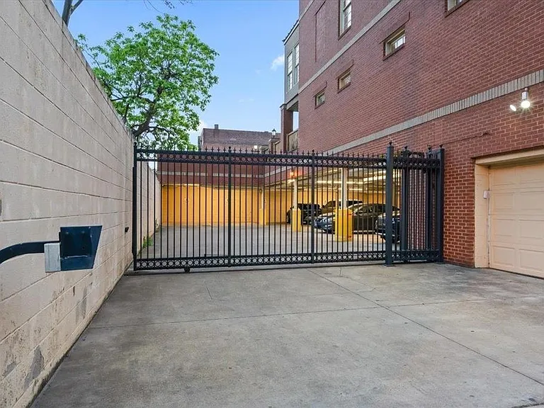 65 E Pontotoc Ave #301 — Photo 34