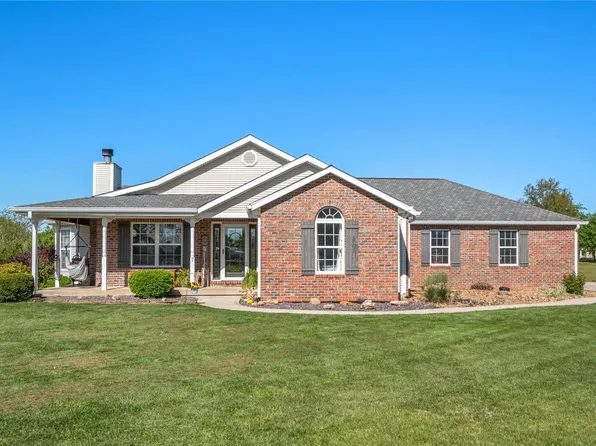 7 Primrose Ln, Trenton, IL 62293