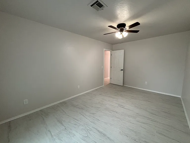 1716 N Fordson Ave — Photo 21