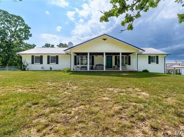 20020 Richfield Rd, Richland, MO 65556