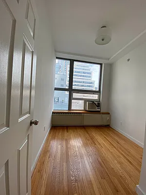 Rented by Voro NYC | media 19