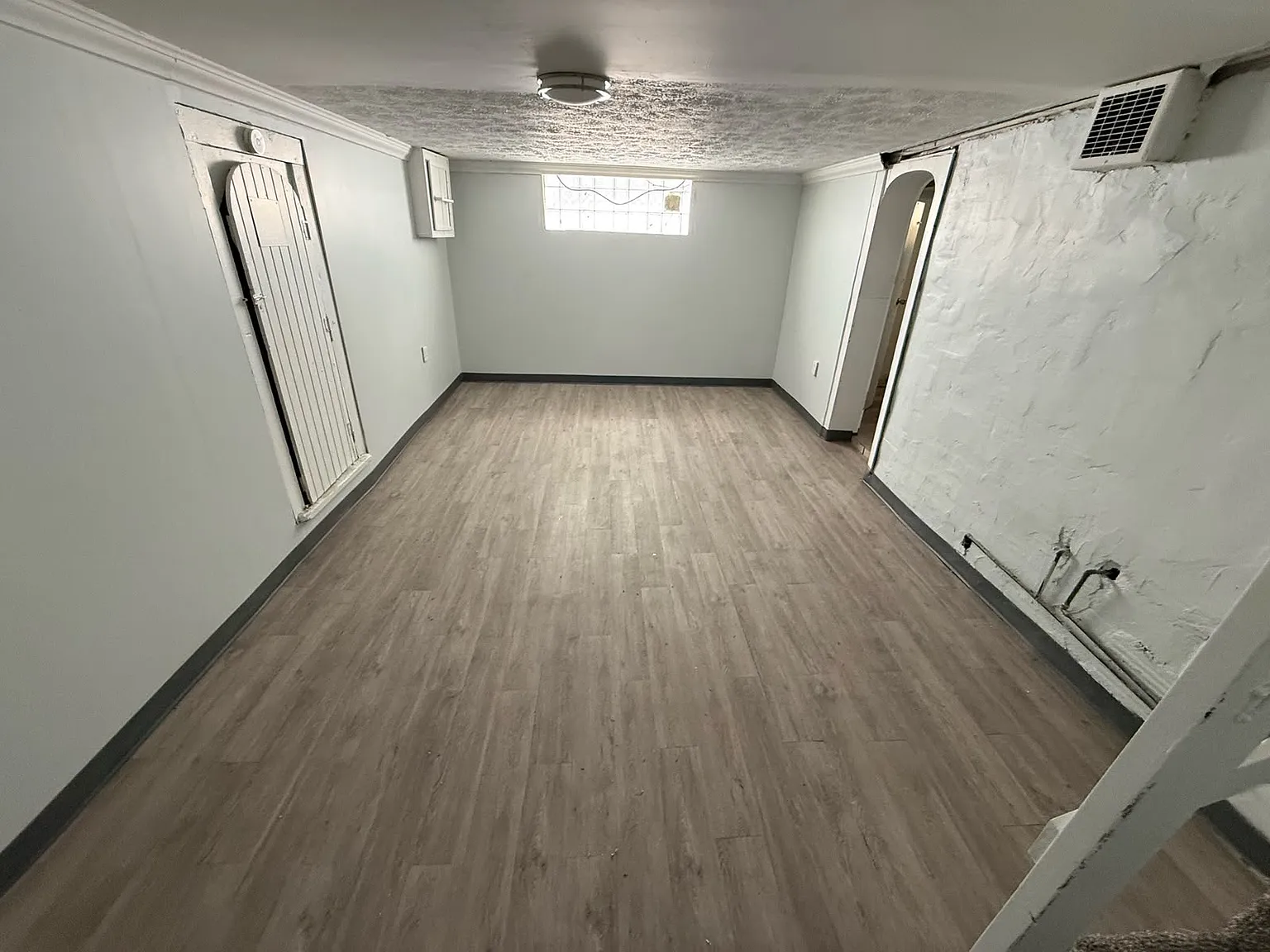 2 bed, $900 — Photo 4