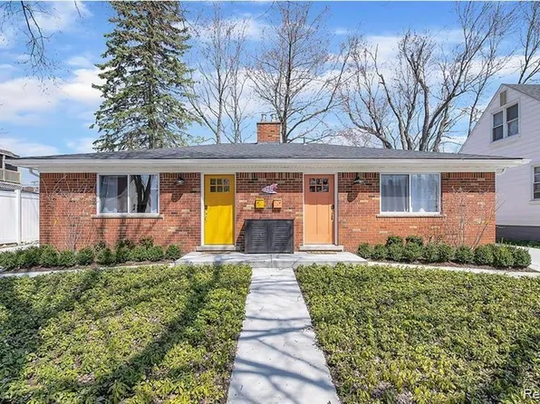 1735 E Granet Ave, Hazel Park, MI 48030