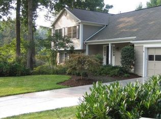 2601 Deepford Dr, Woodbridge, VA 22192