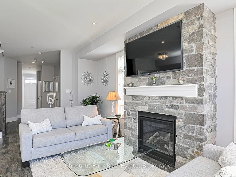 132 Yellow Birch Cres — Photo 17