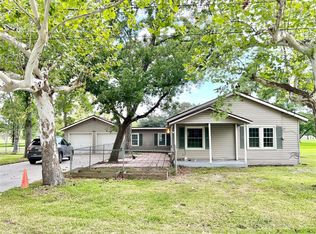 14414 2nd St, Santa Fe, TX 77517