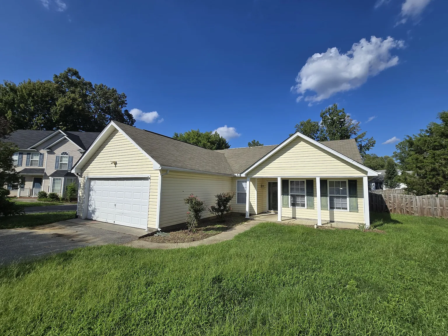 3 bed, 1564 sqft, $1,895 — Photo 2