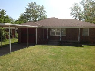 1028 Sunnymeade Dr, Wewoka, OK 74884