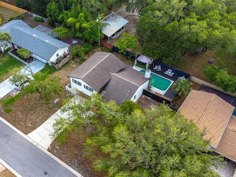 518 Crestover Dr — Photo 42