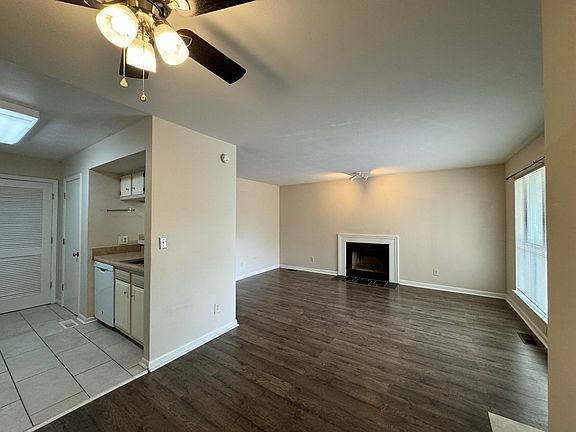 5th image of 7117 Pine Ct