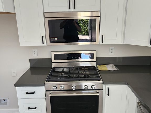 2nd image of 155 Fisher Ct #1