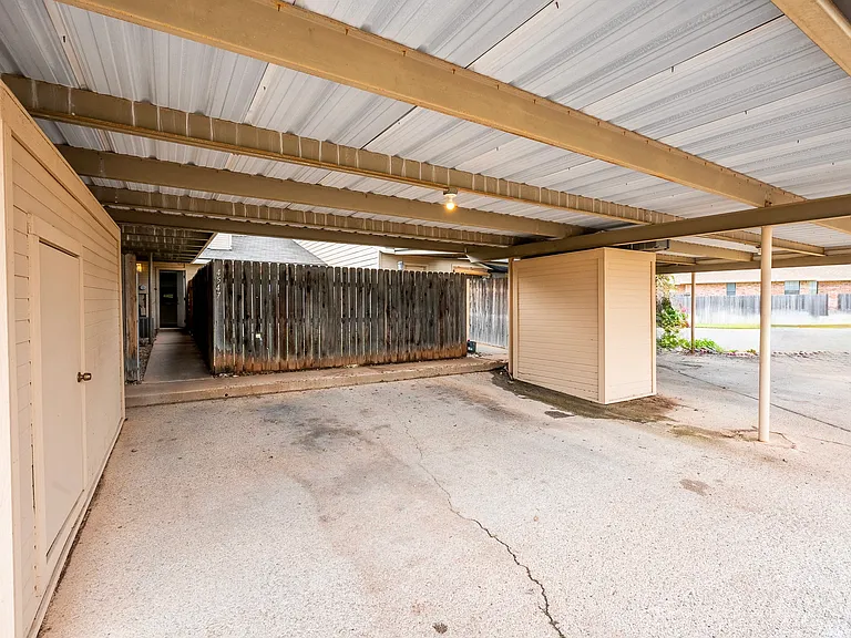 4547 Bermuda Dr — Photo 30
