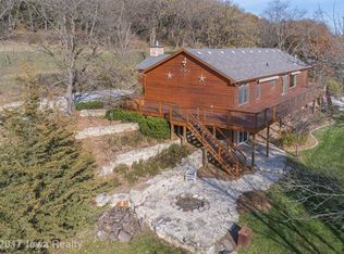 2517 Hiatt Apple Trl, Winterset, IA 50273