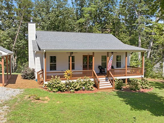 3rd image of 254 Spring Crest Rd