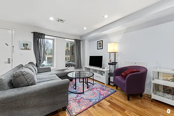 Rented by The Galatz Group | media 25