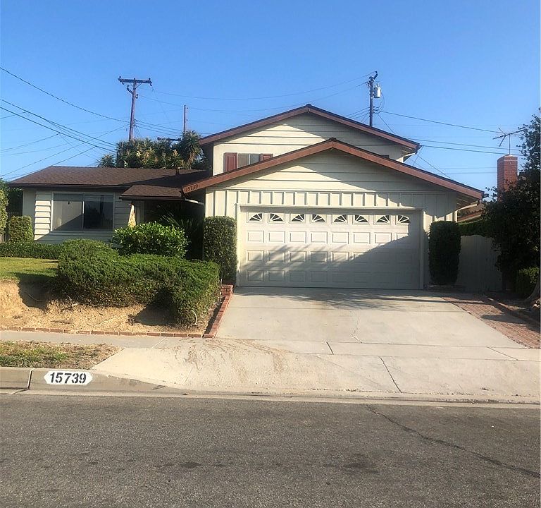 1st image of 15739 Creswick Dr