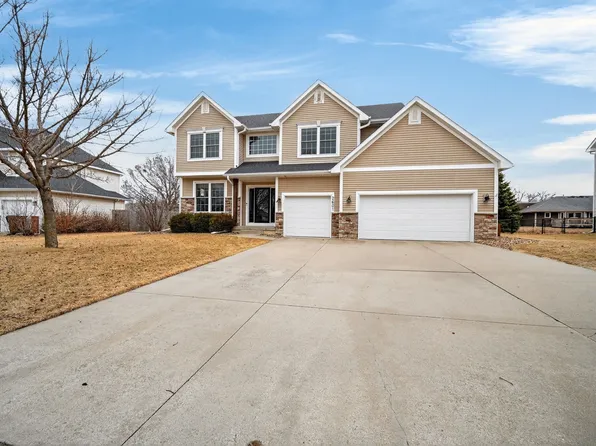 2601 NW Parkridge Dr, Ankeny, IA 50023